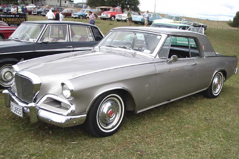 1962 Studebaker GT Hawk